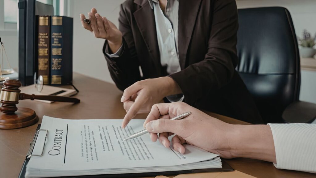 「2026年度診療報酬改定|様式9の見直しとは?病院職員が押さえておくべきポイント」を連想させる写真